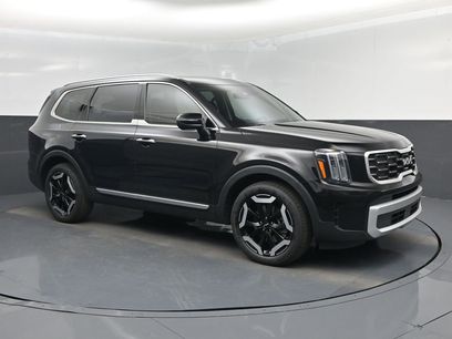Certified 2024 Kia Telluride S w/ S Sunroof Package