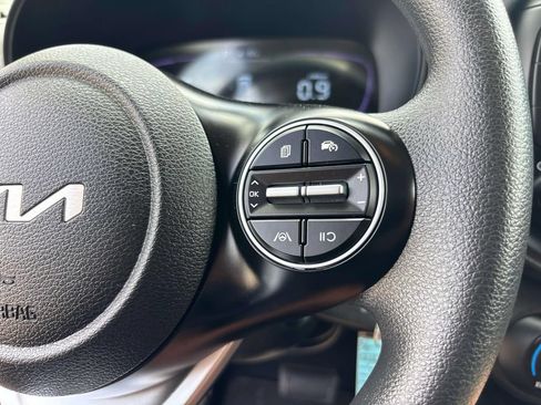 Used 2024 Kia Soul FWD image 25