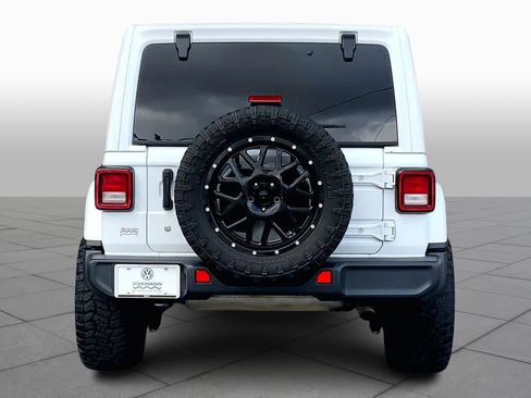 Used 2020 Jeep Wrangler Unlimited Sahara w/ Uconnect 4C Nav & Sound Group image 5