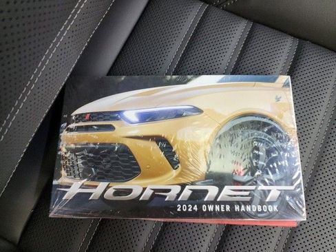 New 2024 Dodge Hornet R/T Plus w/ R/T Blacktop Package image 33