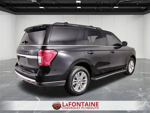 Used 2022 Ford Expedition XLT image 8