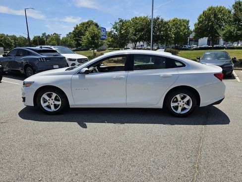 Used 2024 Chevrolet Malibu LT FWD image 5