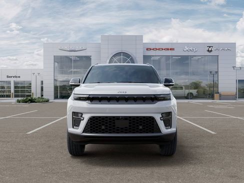 New 2026 Jeep Grand Wagoneer Summit image 6