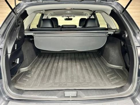 Used 2018 Subaru Outback 2.5i Limited AWD/4WD image 22