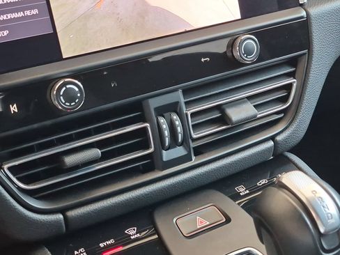 Certified 2023 Porsche Macan GTS AWD/4WD image 14