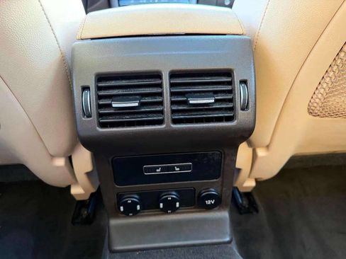 Used 2017 Jaguar F-PACE Prestige image 17