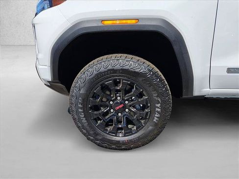 New 2026 GMC Canyon Elevation w/ Convenience Package RWD image 10
