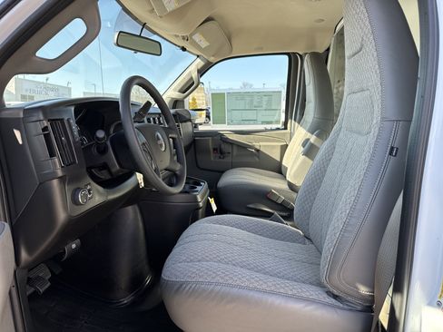 New 2026 GMC Savana 3500 w/ Driver Convenience Package image 16