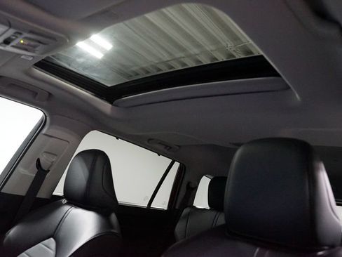Certified 2025 Toyota Highlander XLE AWD/4WD image 35