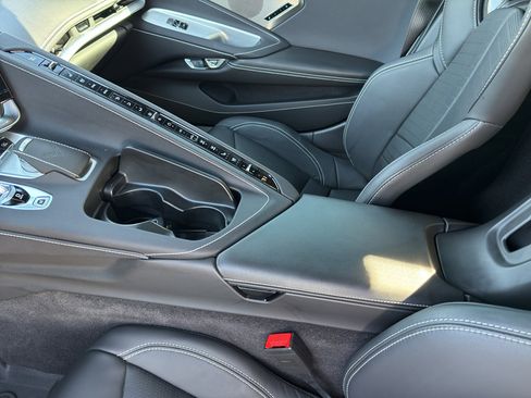 Used 2024 Chevrolet Corvette Stingray Preferred Cpe w/ 2LT image 16