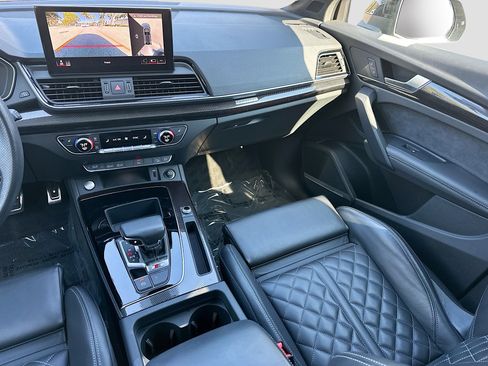 Used 2024 Audi SQ5 Premium Plus image 22