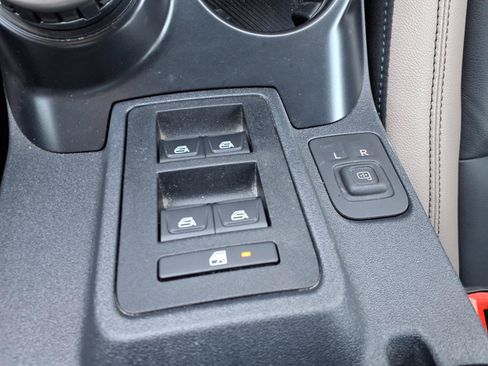 Certified 2024 Ford Bronco Wildtrak AWD/4WD image 25
