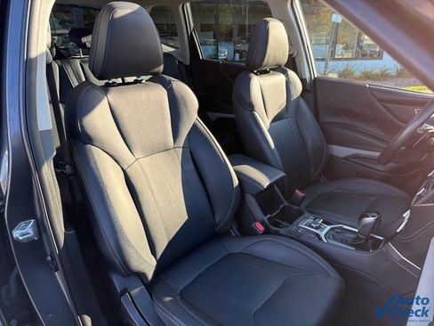Used 2023 Subaru Forester Limited image 22