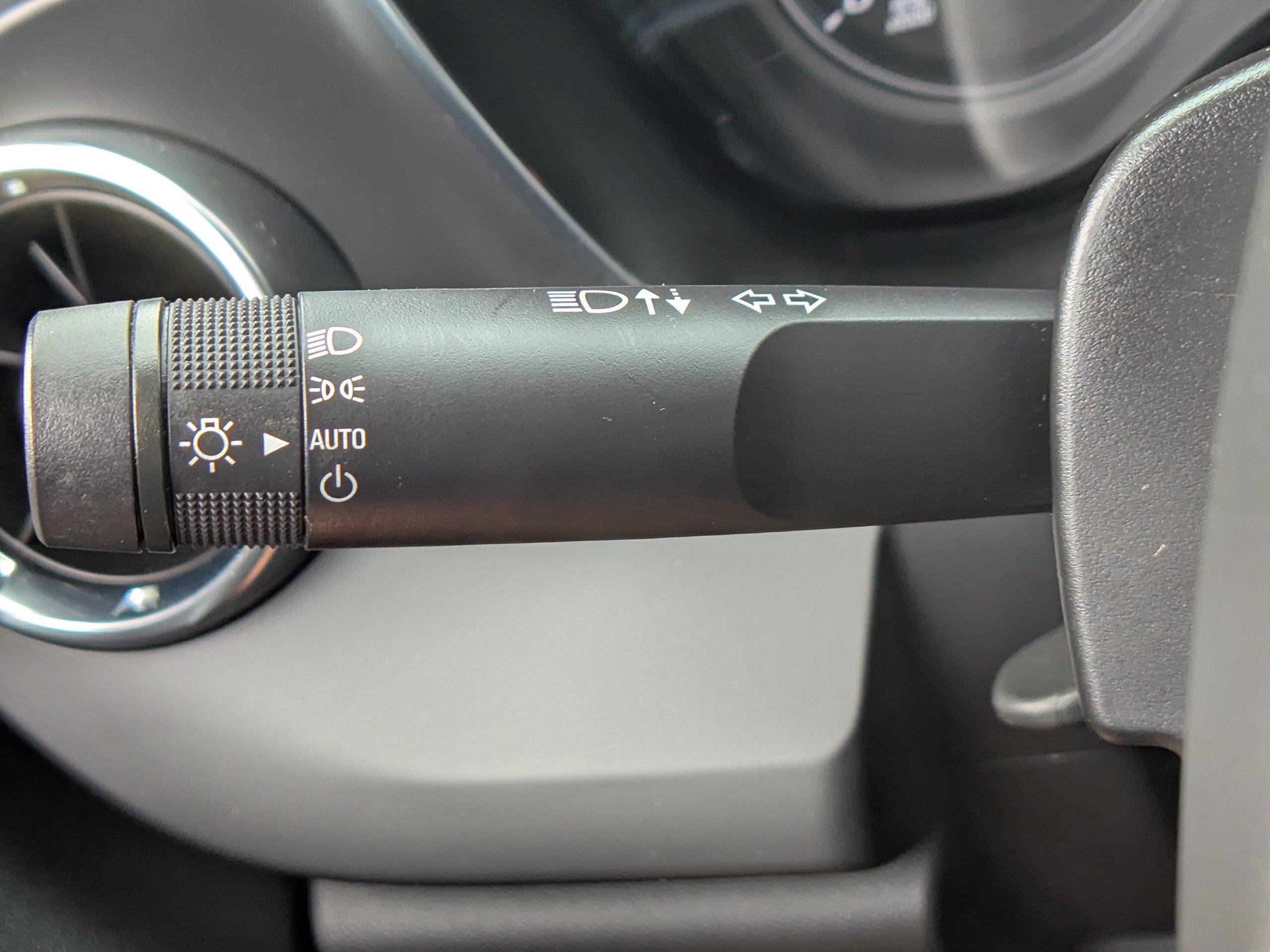 Used 2024 Chevrolet Camaro LT RWD image 26
