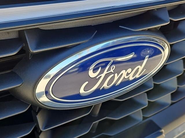 Used 2025 Ford Escape Platinum AWD/4WD image 32