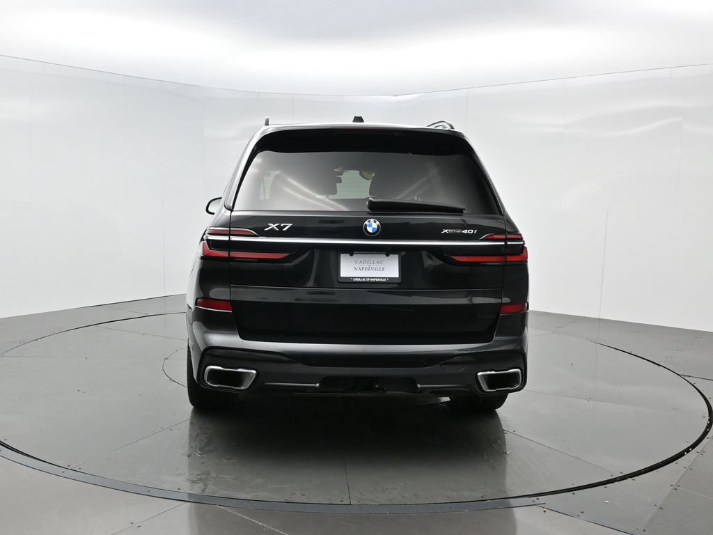 Used 2023 BMW X7 xDrive40i w/ M Sport Package AWD/4WD image 5