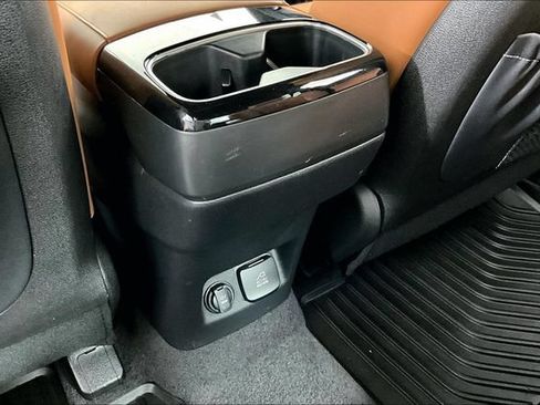 Certified 2025 Kia Telluride SX Prestige X-Pro AWD/4WD image 8