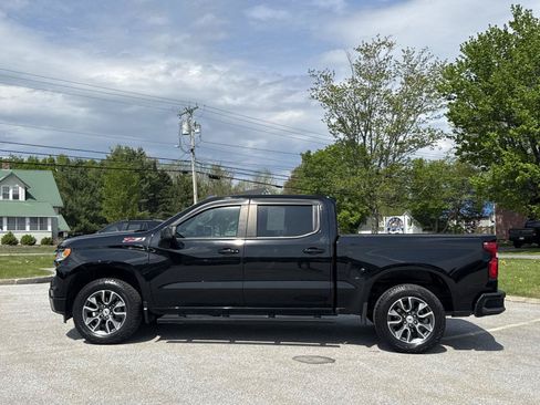 Used 2024 Chevrolet Silverado 1500 RST w/ Z71 Off-Road Package AWD/4WD image 3