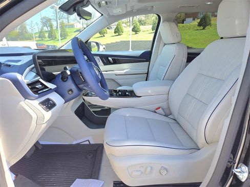 New 2025 Buick Enclave Avenir w/ Super Cruise Package image 12