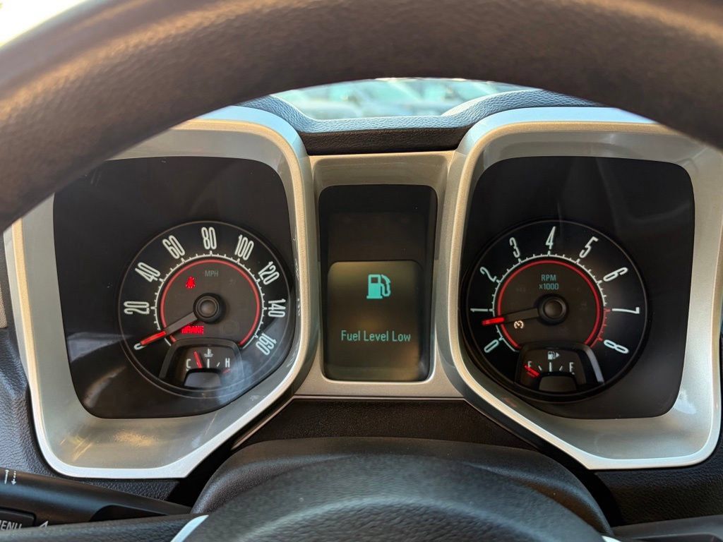 Used 2011 Chevrolet Camaro LS RWD image 15