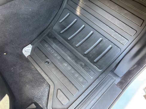 Used 2013 Land Rover Range Rover Sport GT Limited Edition w/ GT Limited Edition Pkg image 38