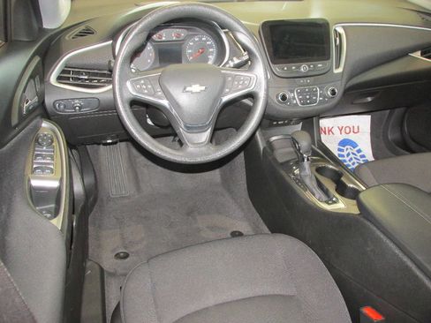 Used 2024 Chevrolet Malibu LT image 15