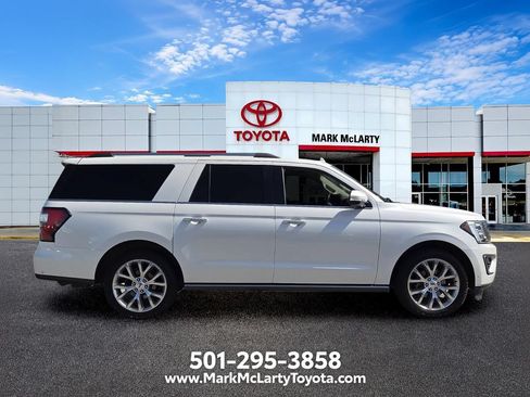 Used 2018 Ford Expedition Max Limited w/ Equipment Group 302A AWD/4WD image 6