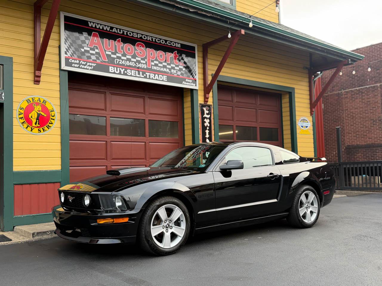 Used 2007 Ford Mustang GT RWD image 7