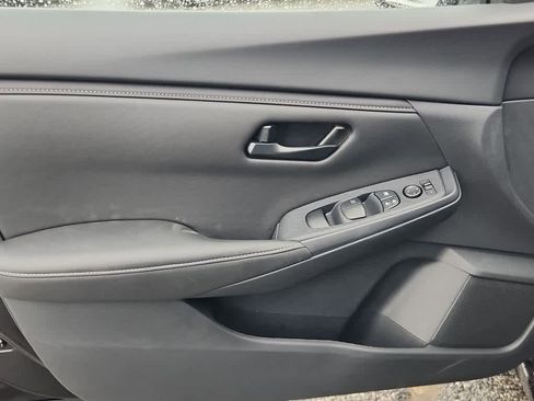 New 2025 Nissan Sentra S image 9