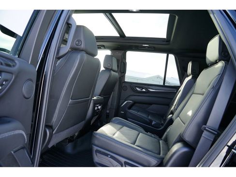 Used 2023 GMC Yukon Denali w/ Max Trailering Package image 18