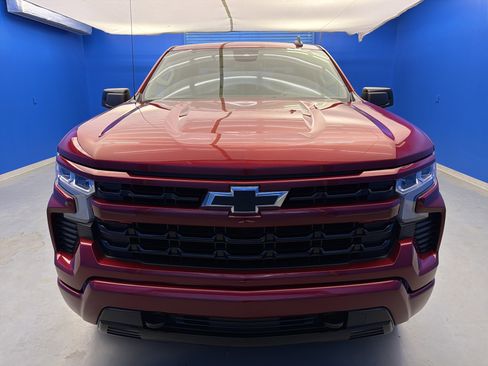 Used 2023 Chevrolet Silverado 1500 RST w/ Z71 Off-Road Package AWD/4WD image 3