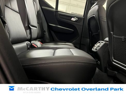 Used 2025 Volvo XC40 B5 Plus AWD/4WD image 31