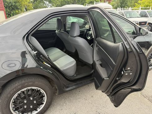 Used 2017 Toyota Corolla L FWD image 10