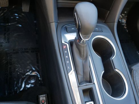 Used 2023 Chevrolet Equinox LT AWD/4WD image 24