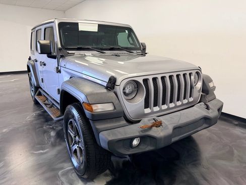 Used 2018 Jeep Wrangler Unlimited Sport S AWD/4WD image 23