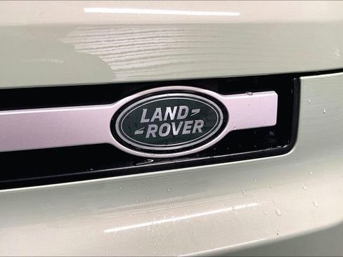 Certified 2023 Land Rover Defender 110 75th Limited Edition image 32