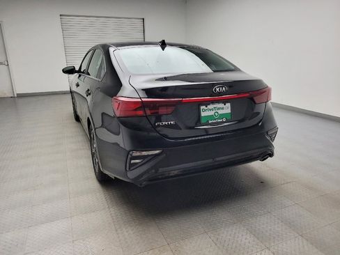 Used 2019 Kia Forte LXS FWD image 6