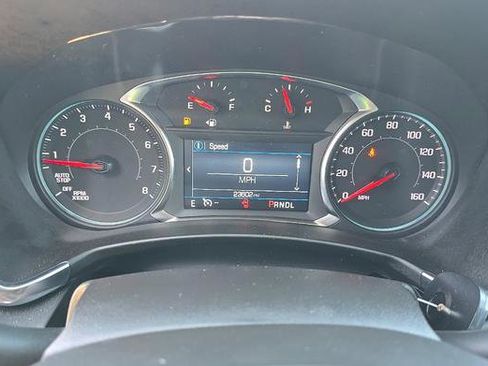 Used 2024 Chevrolet Equinox LT FWD image 6