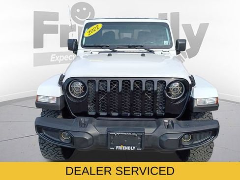 Used 2022 Jeep Gladiator Sport AWD/4WD image 2