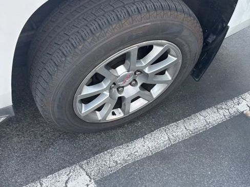 Used 2016 GMC Yukon XL Denali w/ Open Road Package image 5