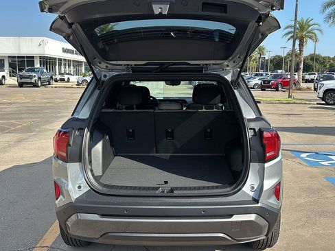 New 2026 GMC Terrain Elevation w/ Technology Package II FWD image 16