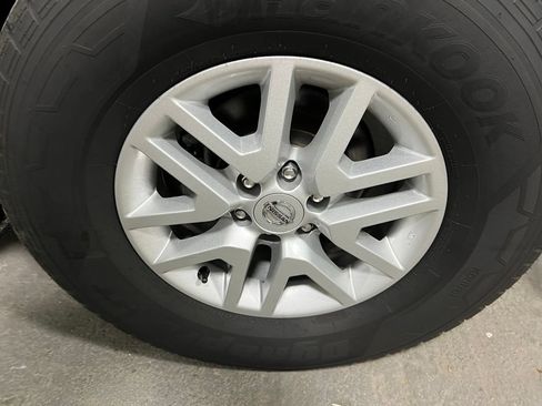 Used 2021 Nissan Frontier SV AWD/4WD image 36