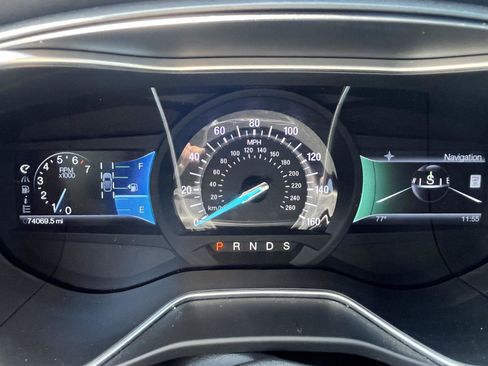 Used 2014 Ford Fusion Titanium FWD image 5