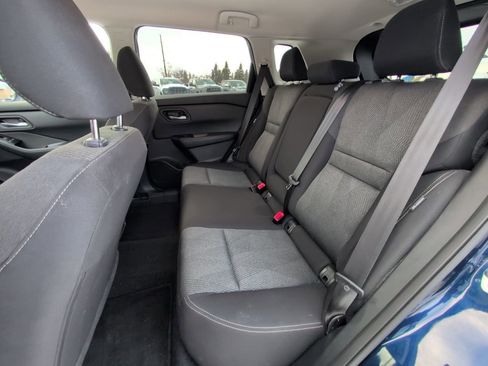 Used 2025 Nissan Rogue SV image 20