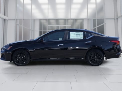 New 2025 Nissan Altima 2.5 SV w/ SV Special Edition Package image 2