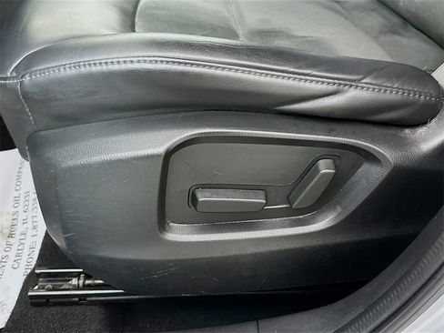 Used 2020 MAZDA CX-5 Touring image 19