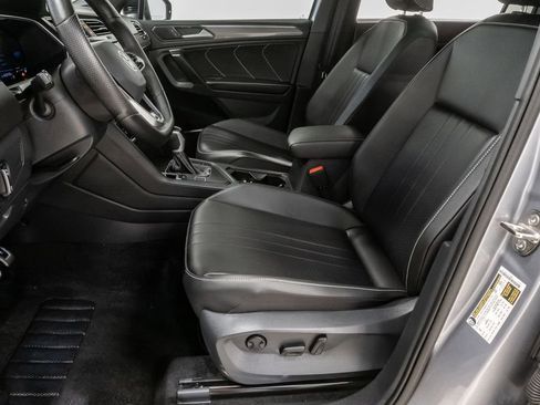 Used 2024 Volkswagen Tiguan SE R-Line w/ MDO Package, Three-Row image 11