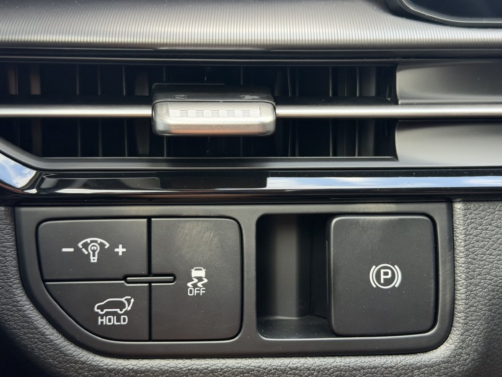 New 2027 Kia Sportage SX FWD image 33
