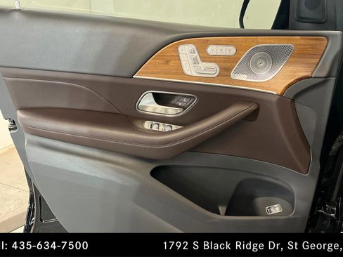 Used 2020 Mercedes-Benz GLS 580 4MATIC image 14