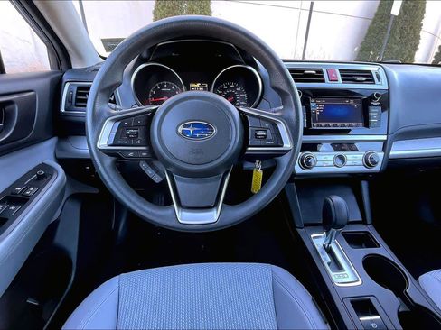 Used 2018 Subaru Legacy 2.5i image 5